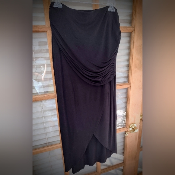 Brand New Spring 2016 CAbi Run Around Skirt 5052 Black Jersey Maxi Skirt, Medium - Picture 2 of 11